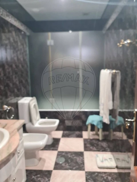 Moradia T6 para Venda em Lourosa