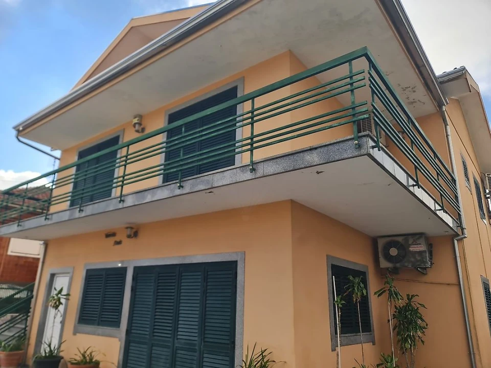 Moradia T6 para Venda em Lourosa Foto 1