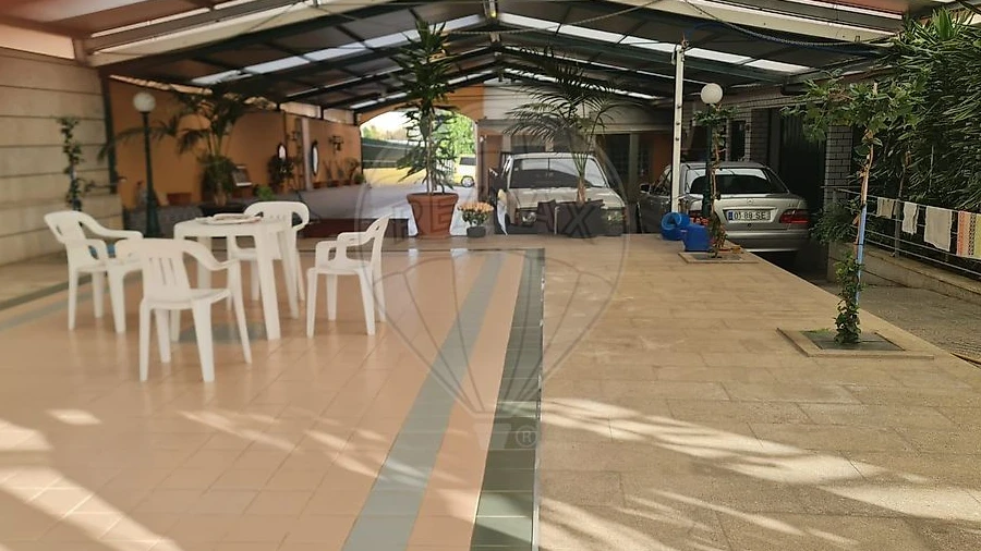 Moradia T6 para Venda em Lourosa