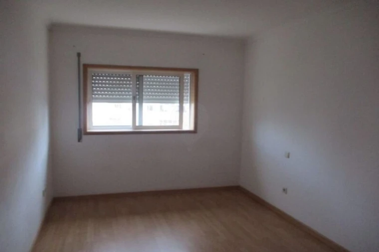 Apartamento T3 para Venda em O. Azeméis, Riba-Ul, Ul, Macinhata Seixa, Madail Foto 12