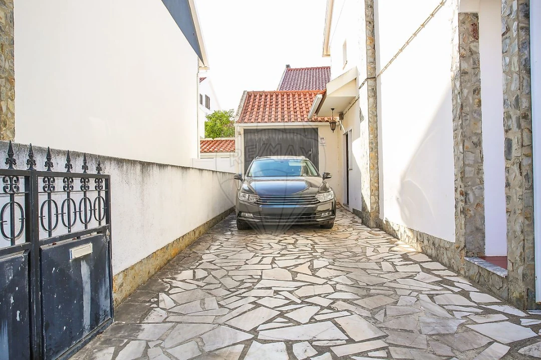 Moradia T3 para Venda em Carregado e Cadafais Foto 49