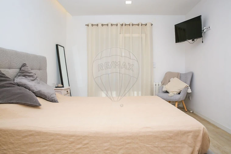 Moradia T3 para Venda em Carregado e Cadafais Foto 29