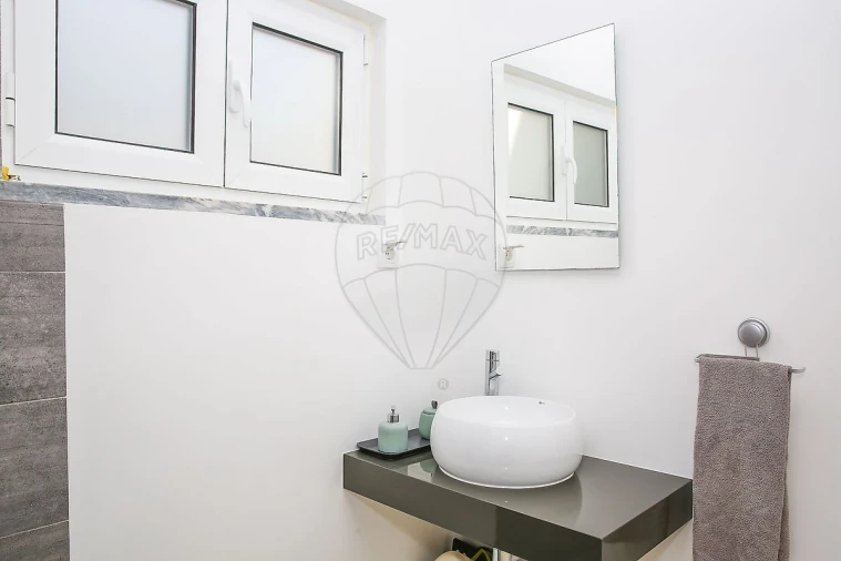 Moradia T3 para Venda em Carregado e Cadafais Foto 23