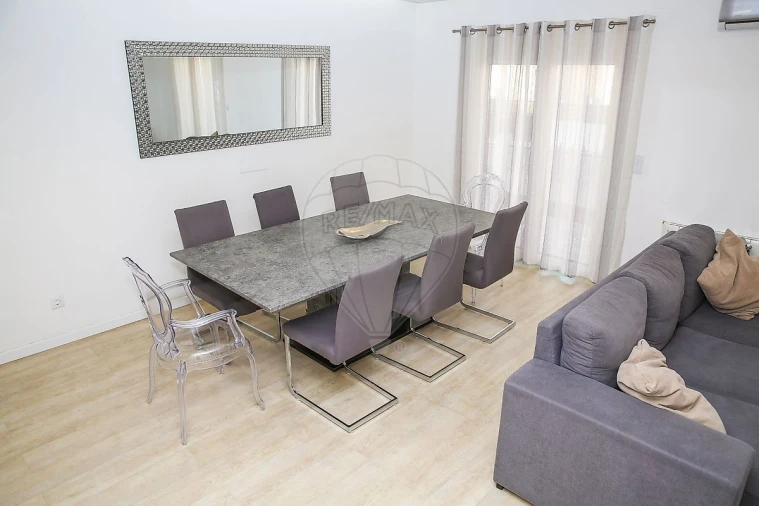 Moradia T3 para Venda em Carregado e Cadafais Foto 21