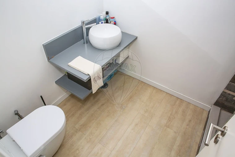 Moradia T3 para Venda em Carregado e Cadafais Foto 37