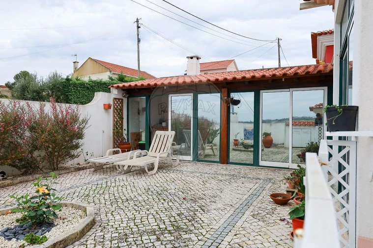 Moradia T4 para Venda em Alenquer (Santo Estêvão e Triana) Foto 14