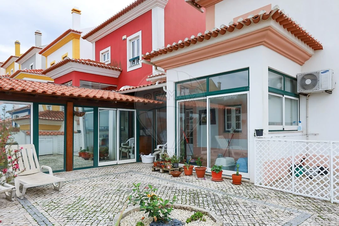 Moradia T4 para Venda em Alenquer (Santo Estêvão e Triana) Foto 15