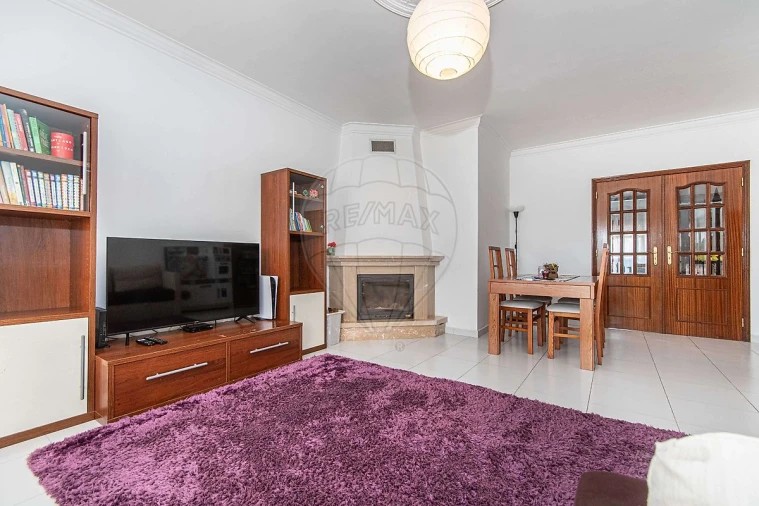 Apartamento T2 para Venda em Carregado e Cadafais