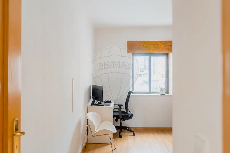 Apartamento T3 para Venda em Vialonga Foto 17