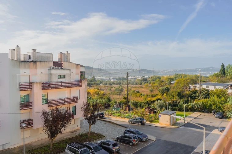 Apartamento T3 para Venda em Vialonga Foto 26