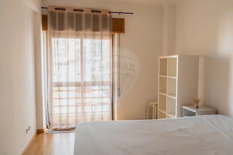 Apartamento T3 para Venda em Vialonga Foto 4
