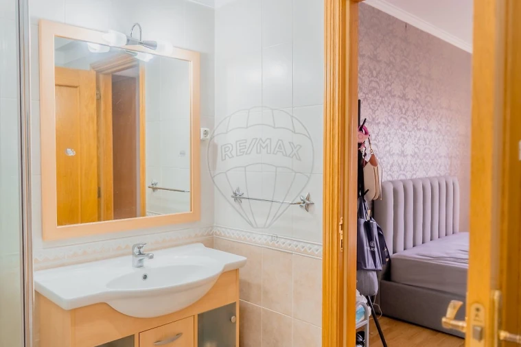 Apartamento T3 para Venda em Vialonga Foto 23