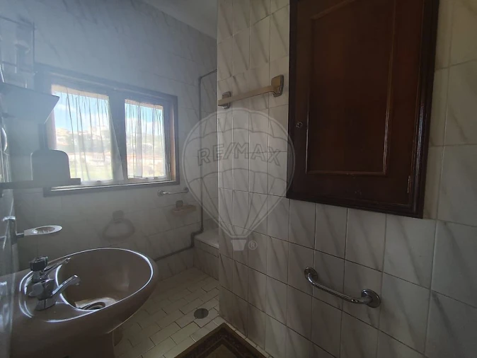 Moradia T3 para Venda em Fânzeres e São Pedro da Cova Foto 8