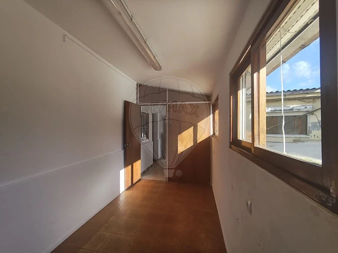 Moradia T3 para Venda em Fânzeres e São Pedro da Cova Foto 34