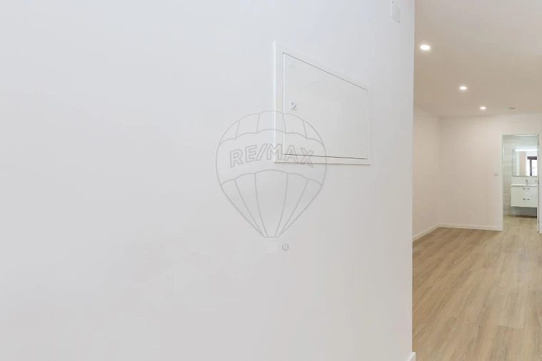 Apartamento T2 para Venda em Almada, Cova da Piedade, Pragal e Cacilhas Foto 18