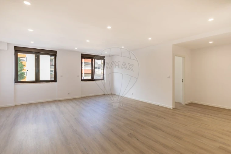 Apartamento T2 para Venda em Almada, Cova da Piedade, Pragal e Cacilhas Foto 22