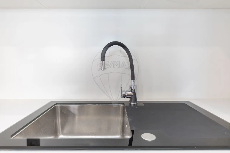 Apartamento T2 para Venda em Almada, Cova da Piedade, Pragal e Cacilhas Foto 24