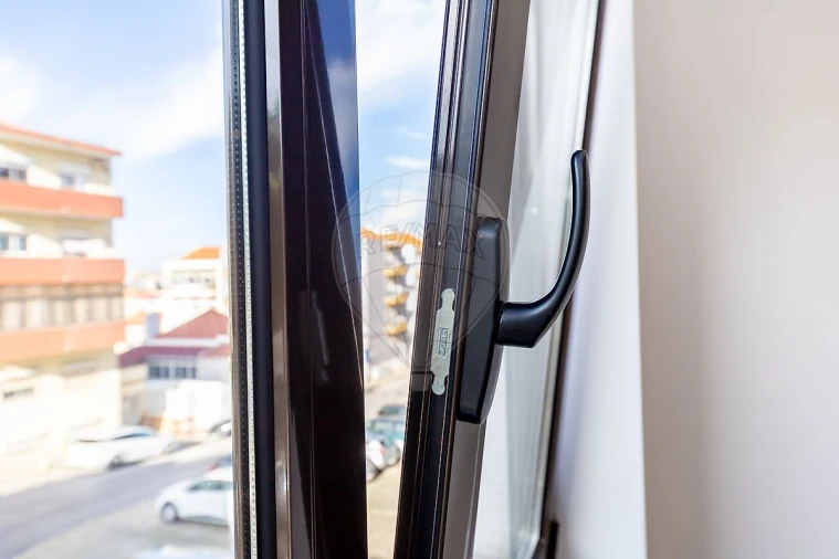 Apartamento T2 para Venda em Almada, Cova da Piedade, Pragal e Cacilhas Foto 29