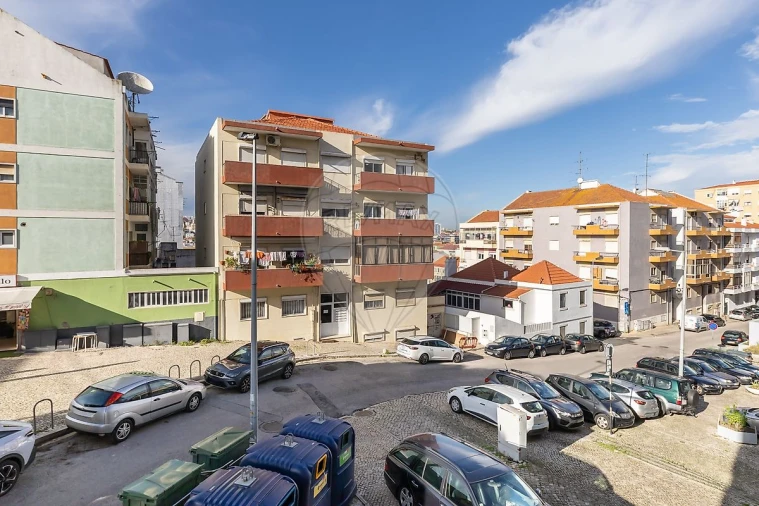 Apartamento T2 para Venda em Almada, Cova da Piedade, Pragal e Cacilhas Foto 30