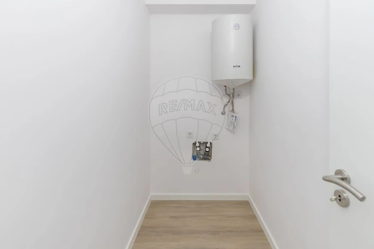 Apartamento T2 para Venda em Almada, Cova da Piedade, Pragal e Cacilhas Foto 17