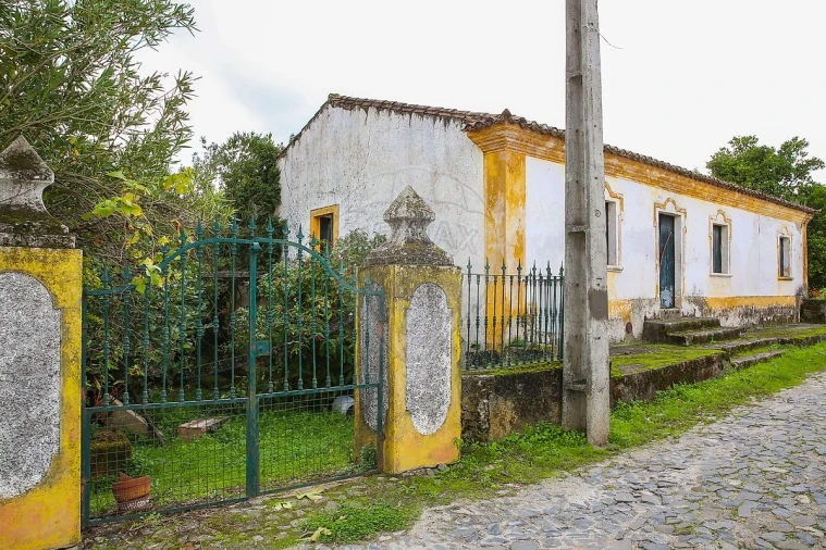 Moradia T3 para Venda em Santa Maria de Marvão Foto 4