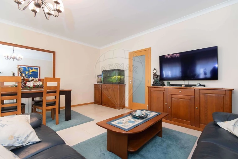 Apartamento T3 para Venda em Carregado e Cadafais Foto 5