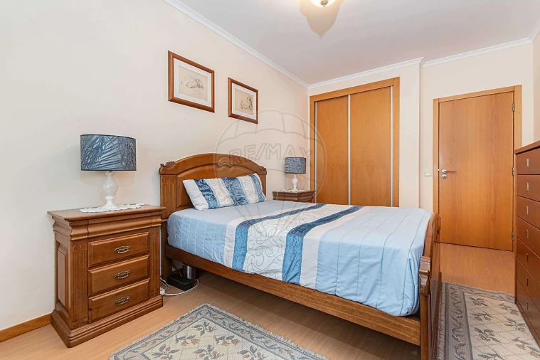 Apartamento T3 para Venda em Carregado e Cadafais Foto 20