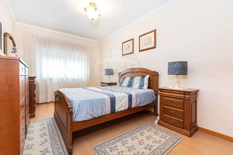 Apartamento T3 para Venda em Carregado e Cadafais Foto 19