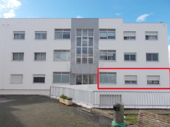 Apartamento T3 para Venda em Carregado e Cadafais Foto 24