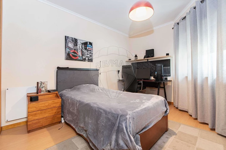 Apartamento T3 para Venda em Carregado e Cadafais Foto 12