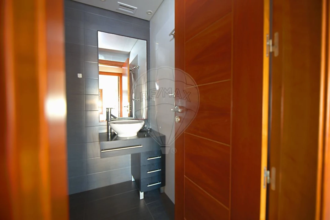 Apartamento T2 para Arrendamento em Sacavém e Prior Velho Foto 21