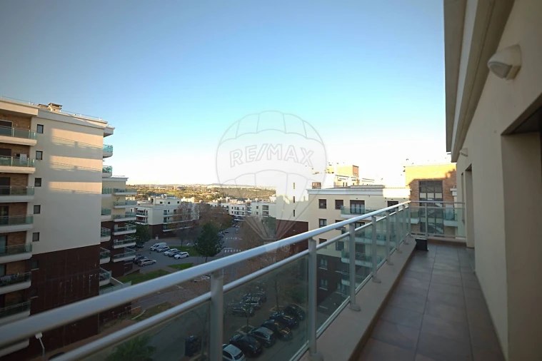 Apartamento T2 para Arrendamento em Sacavém e Prior Velho Foto 18