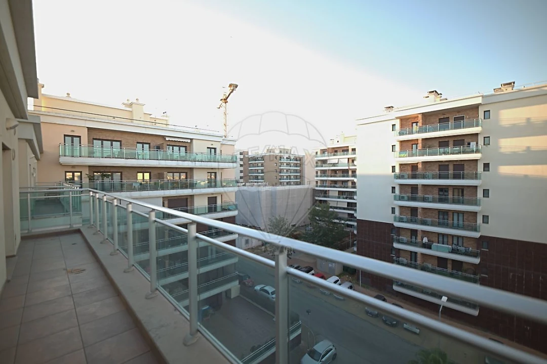 Apartamento T2 para Arrendamento em Sacavém e Prior Velho Foto 16