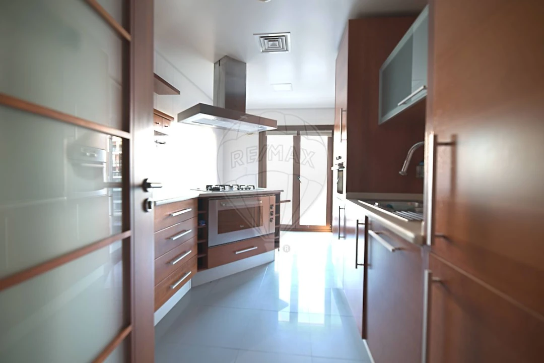 Apartamento T2 para Arrendamento em Sacavém e Prior Velho Foto 4