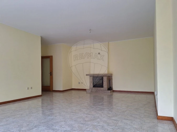 Apartamento T2 para Venda em Cidade da Maia