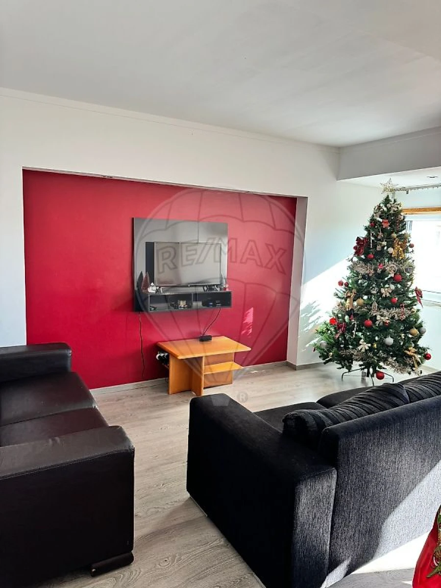 Apartamento T3 para Venda em Carregado e Cadafais Foto 3