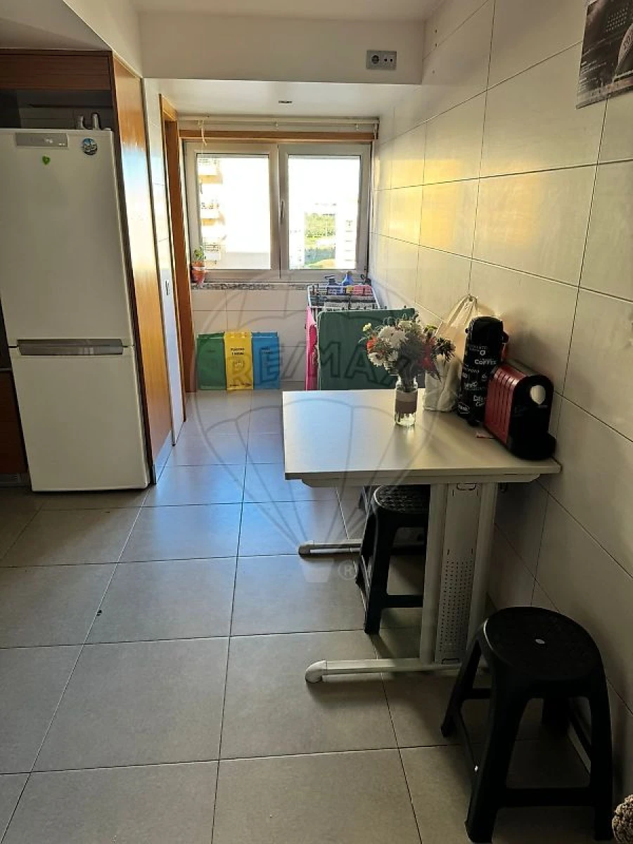 Apartamento T3 para Venda em Carregado e Cadafais Foto 5
