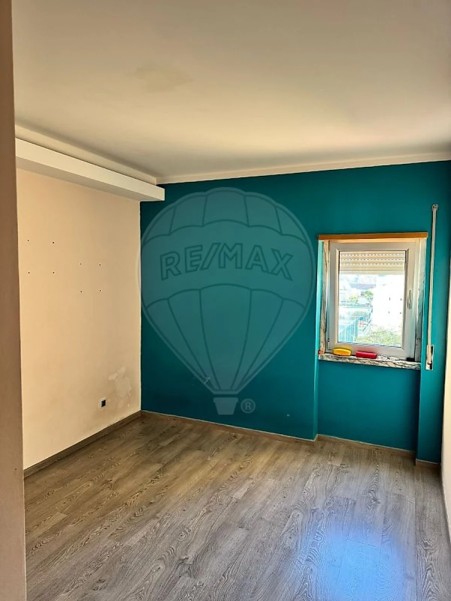 Apartamento T3 para Venda em Carregado e Cadafais Foto 19