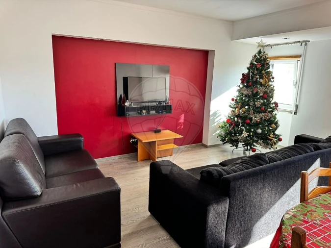 Apartamento T3 para Venda em Carregado e Cadafais Foto 2