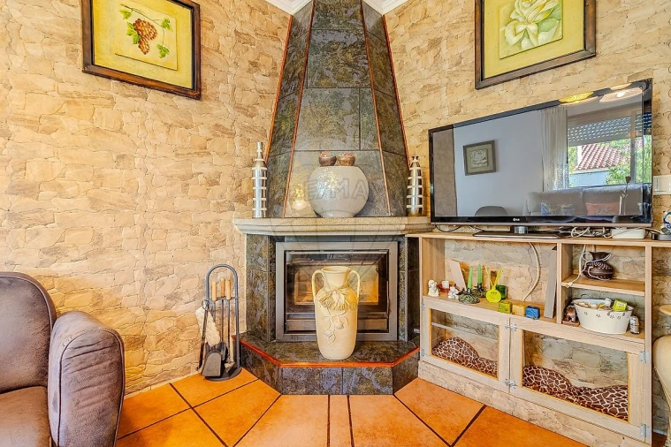 Moradia T3 para Venda em Escapães Foto 10