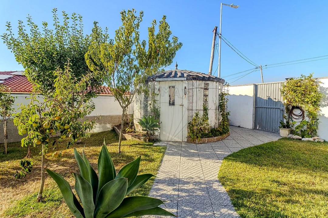 Moradia T3 para Venda em Escapães Foto 33