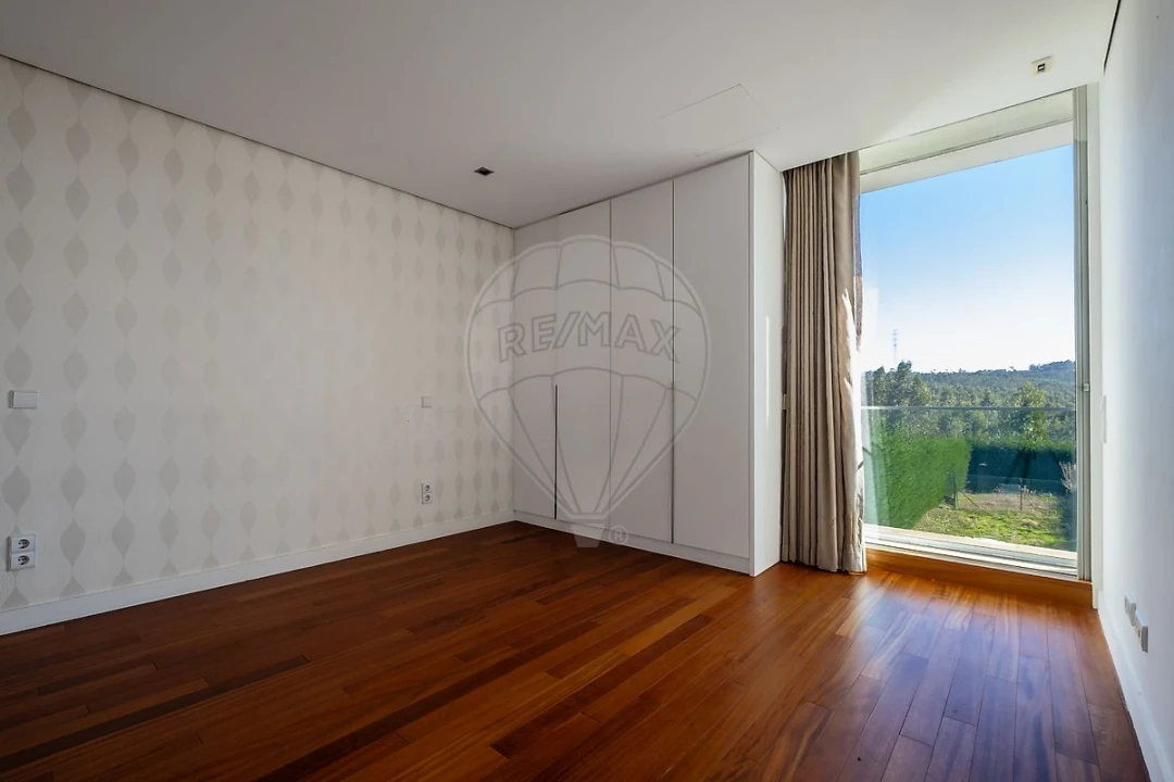 Moradia T3 para Venda em Água Longa Foto 16