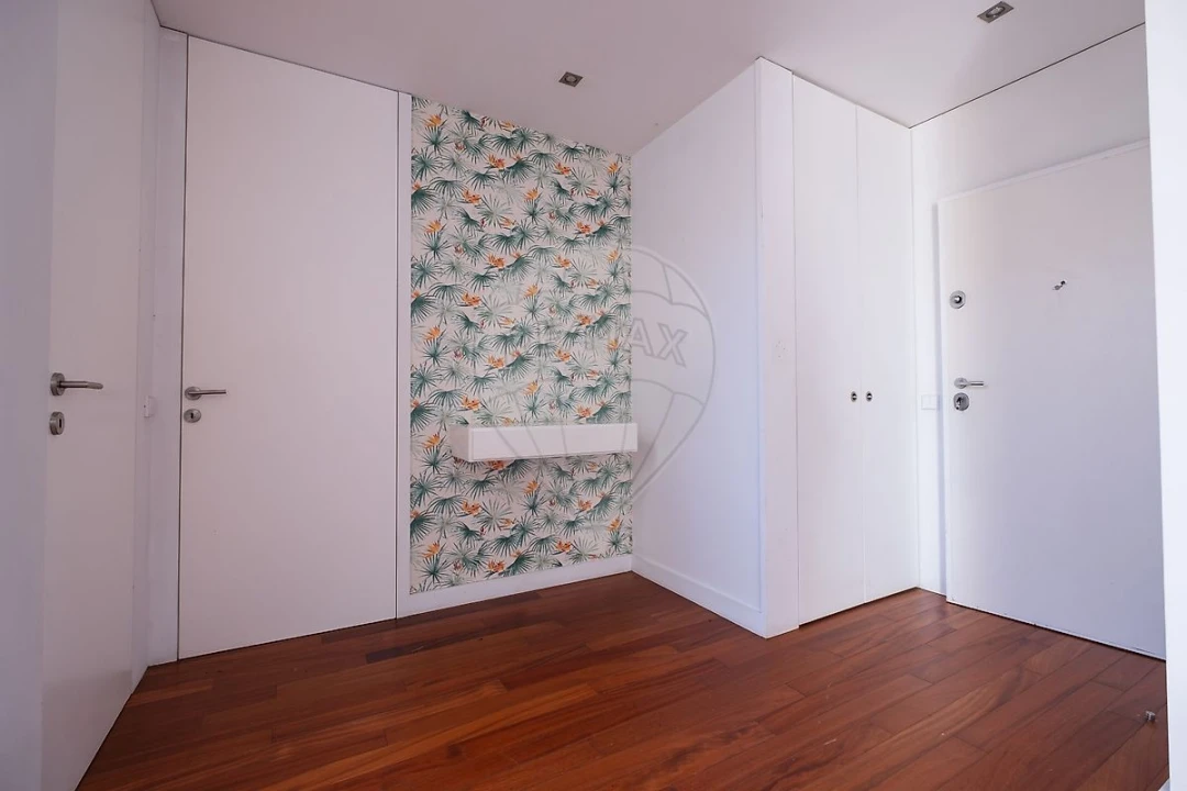 Moradia T3 para Venda em Água Longa Foto 28