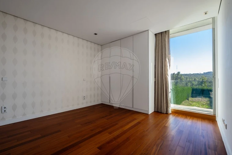 Moradia T3 para Venda em Água Longa Foto 16