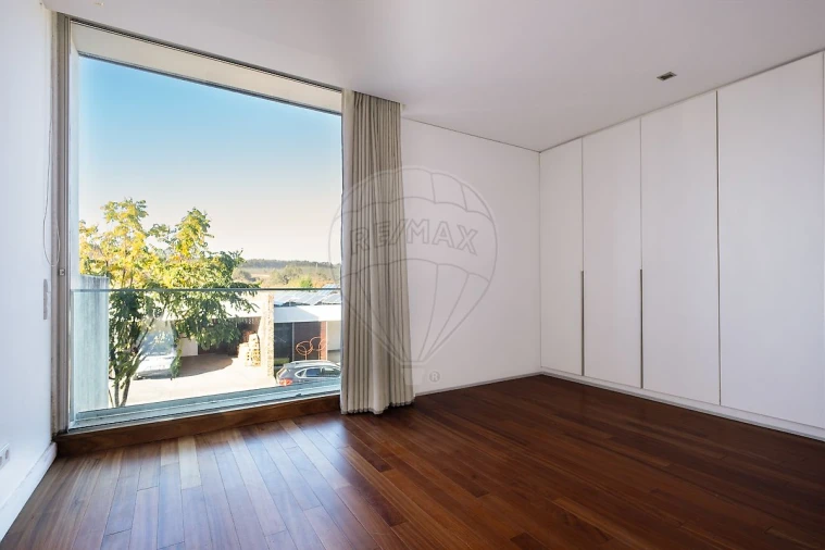 Moradia T3 para Venda em Água Longa Foto 18