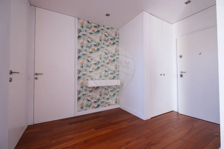 Moradia T3 para Venda em Água Longa Foto 28