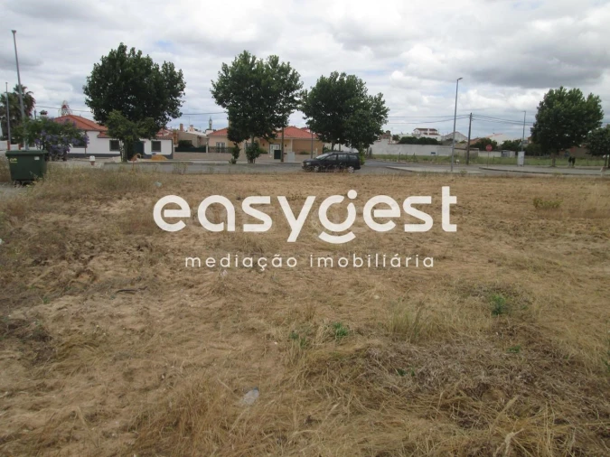 Terreno para Venda em Benfica do Ribatejo Foto 5