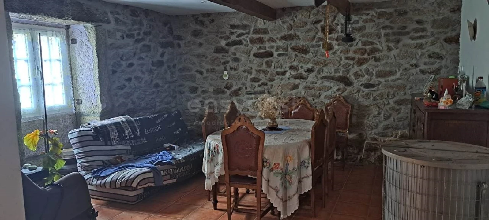 Moradia T5 para Venda em Urros Foto 2