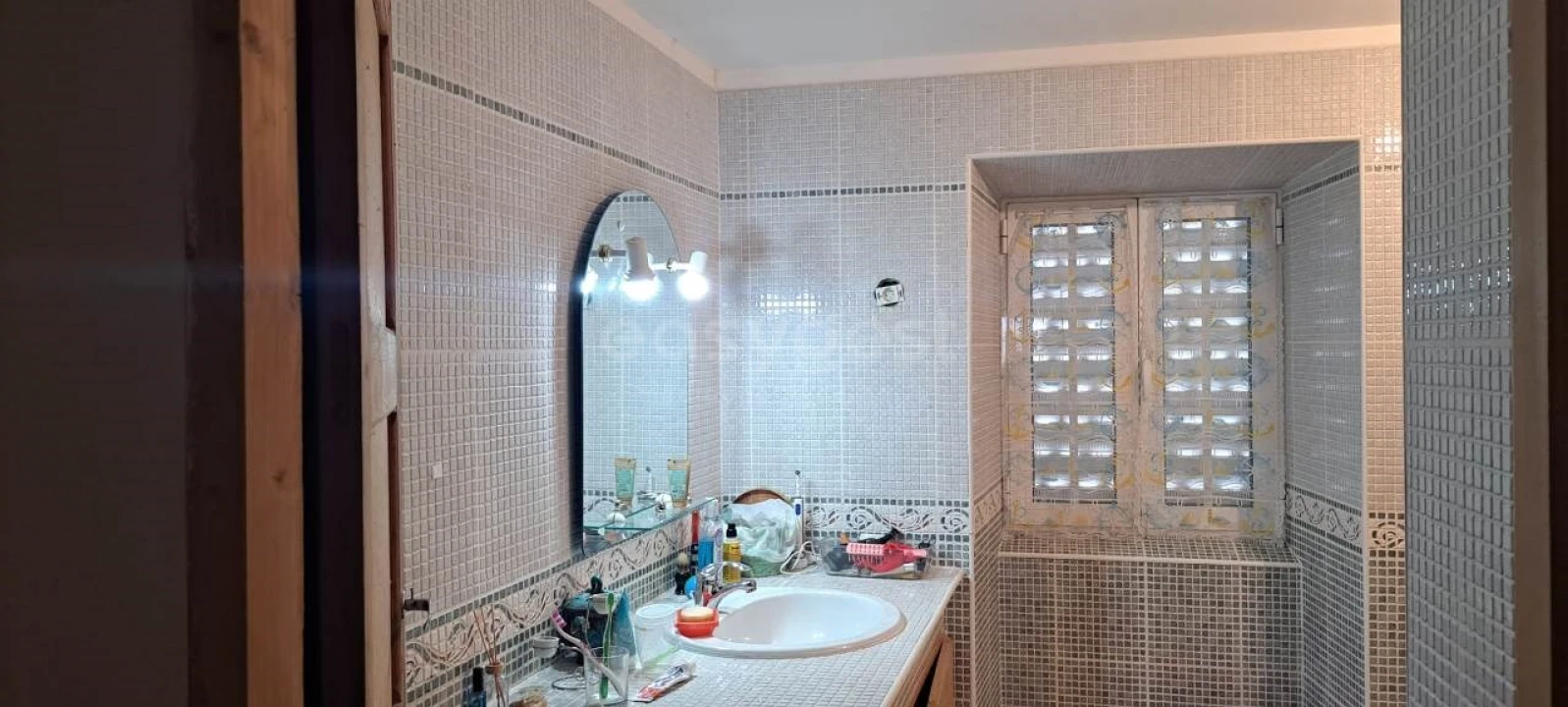 Moradia T5 para Venda em Urros Foto 9