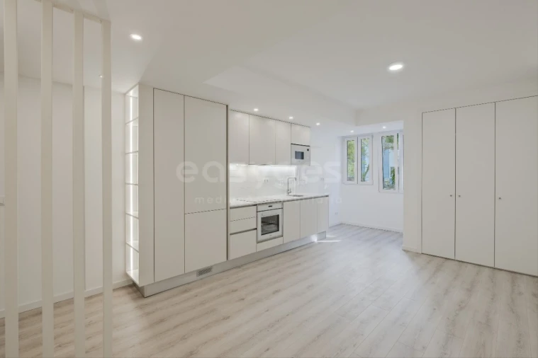 Apartamento para Venda em Oeiras e São Julião da Barra, Paço de Arcos e Caxias